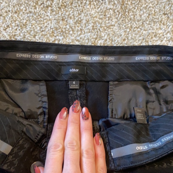 ⛓Express Editor Pant In Black Houndstooth - Picture 5 of 11